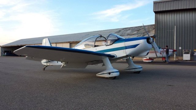 Avions